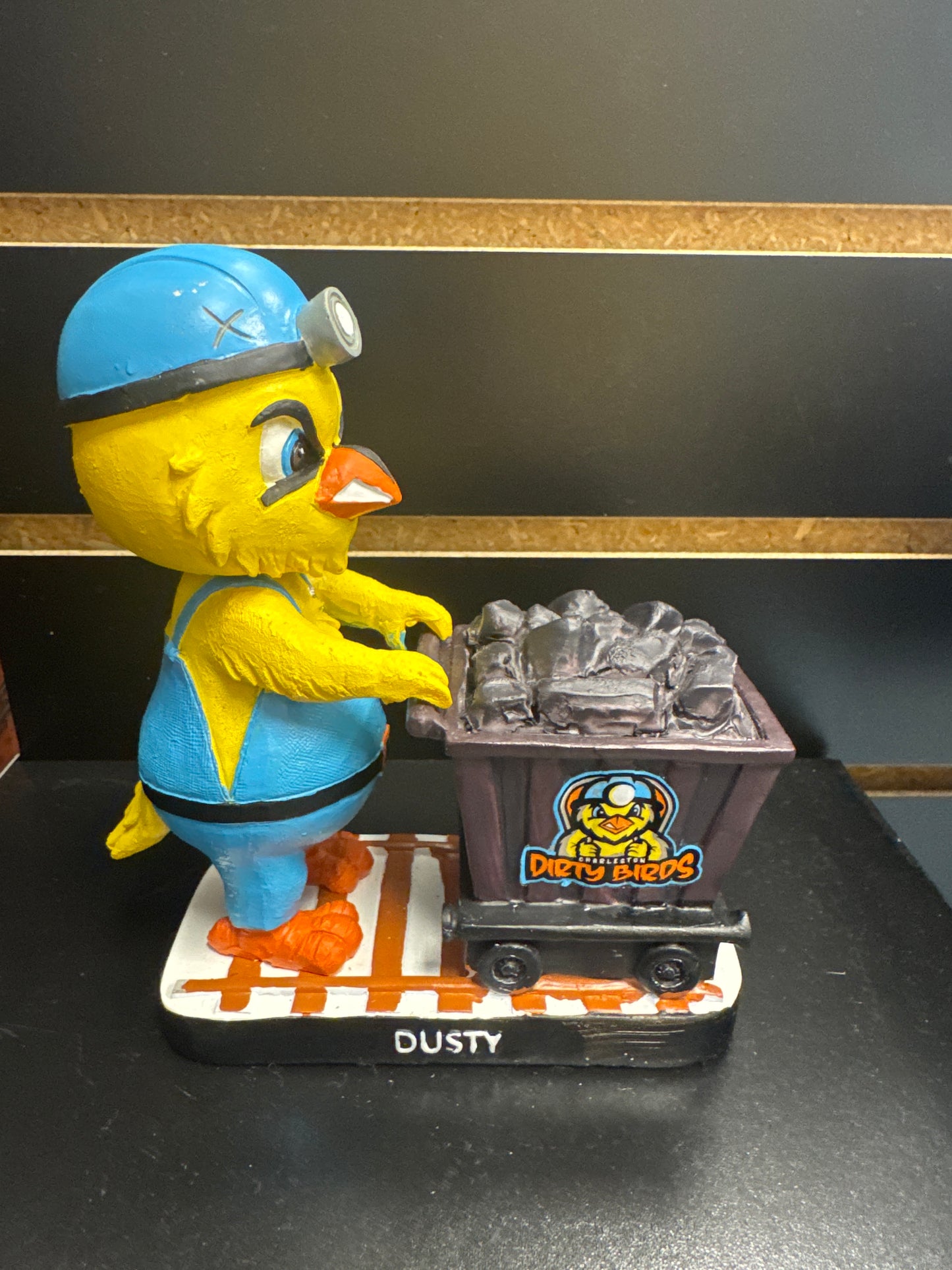 Bobblehead, Dusty